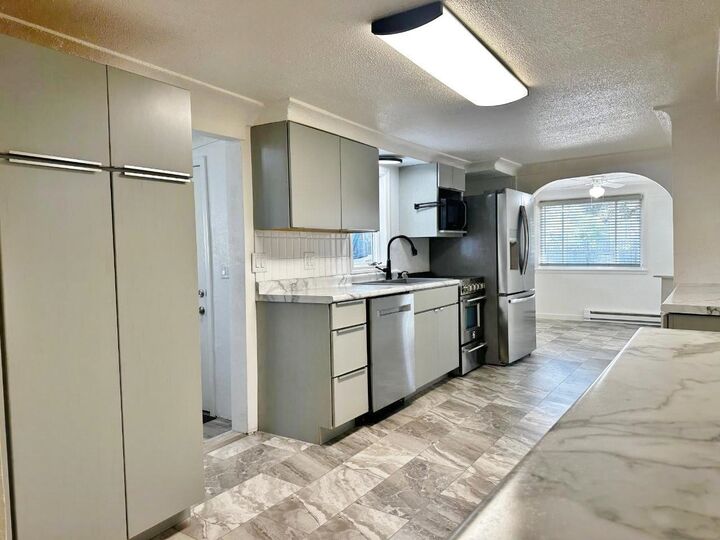 Property Photo:  928 39th Street SE  ND 58701 