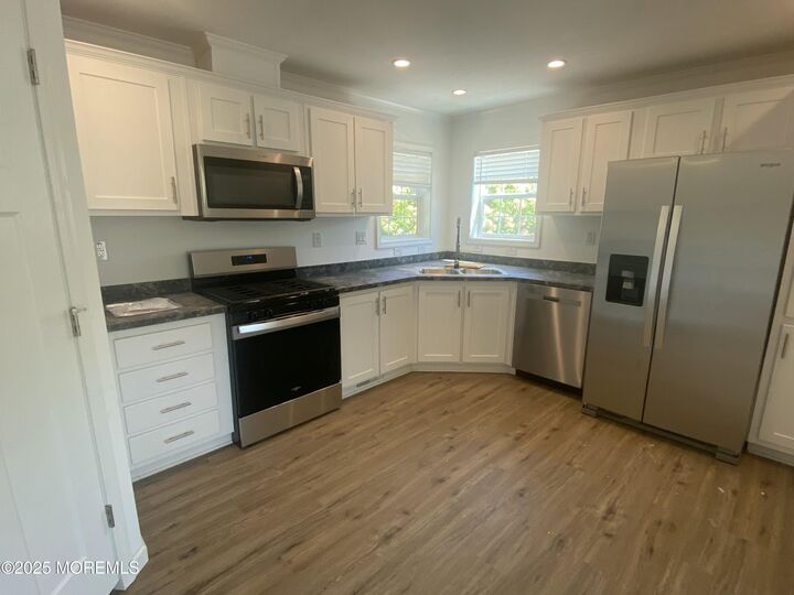 Property Photo:  18 Maple Tree Court  NJ 08050 