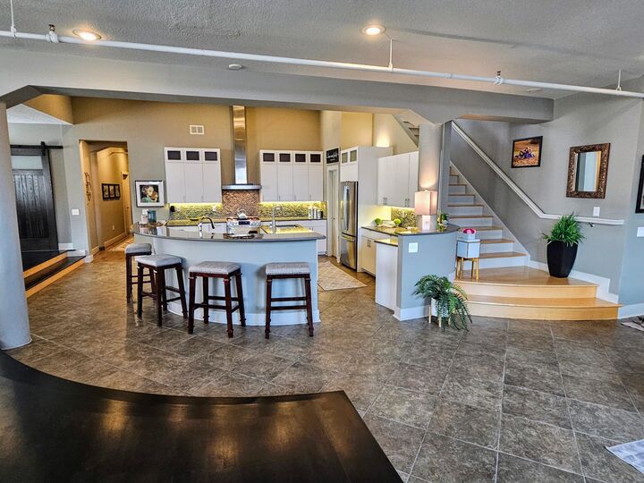 Property Photo:  230 N Kalamazoo Mall 401  MI 49007 