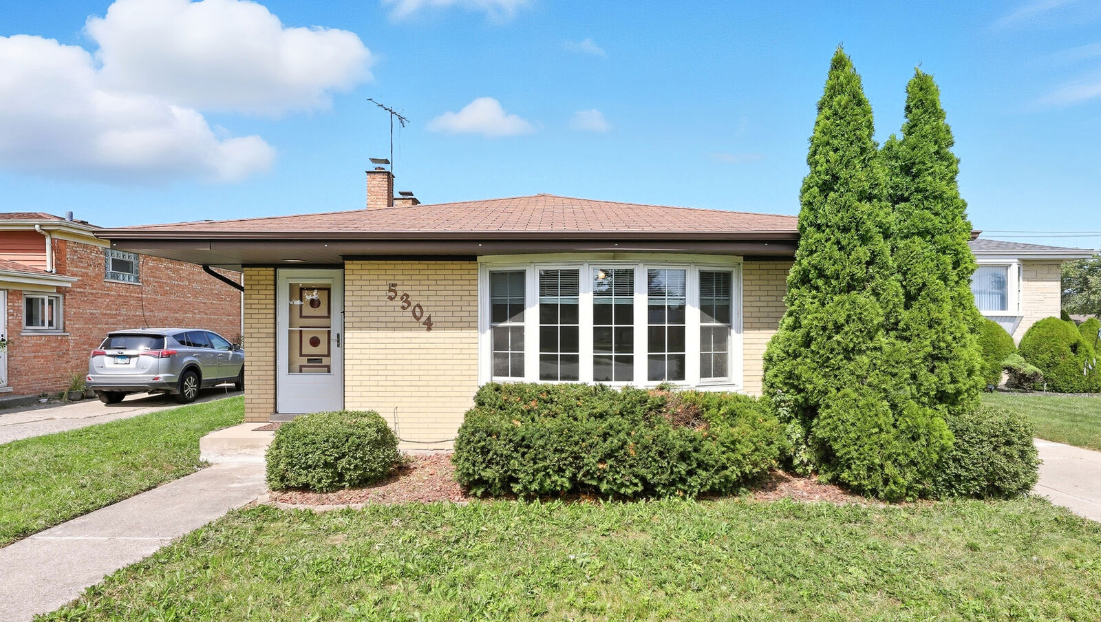 Property Photo:  5304 Franklin Avenue  IL 60453 