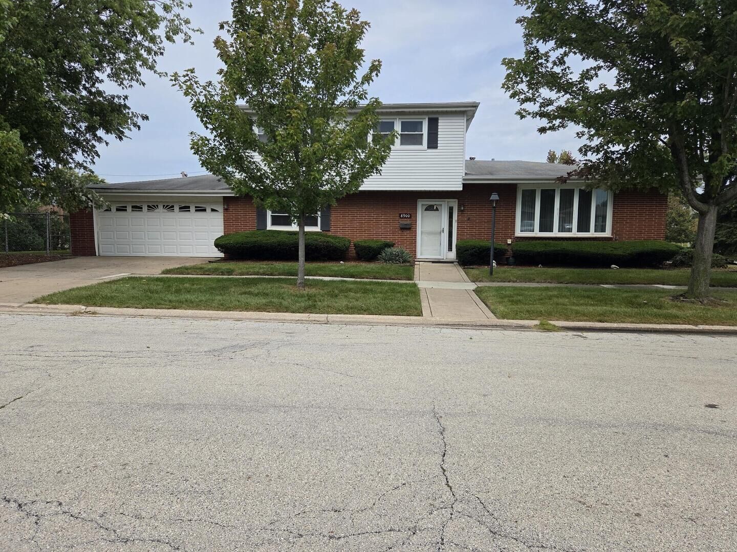 Property Photo:  8900 W 93rd Street  IL 60457 