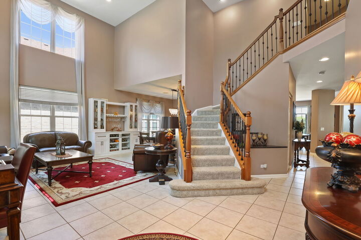 Property Photo: 2245 Hazeltime Drive IL 60061