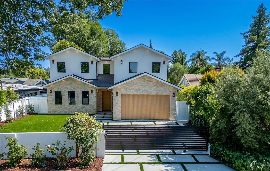 Property Photo: 22616 Hatteras Street CA 91367