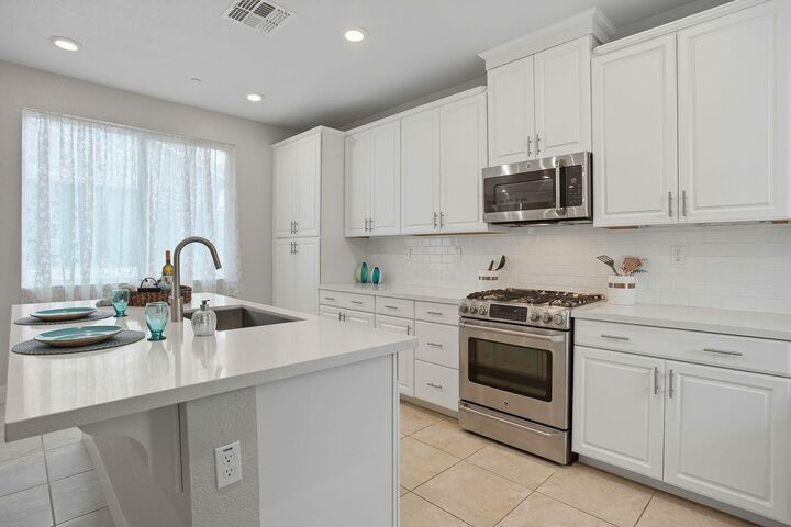 Property Photo: 4009 Crete Island Lane CA 95834