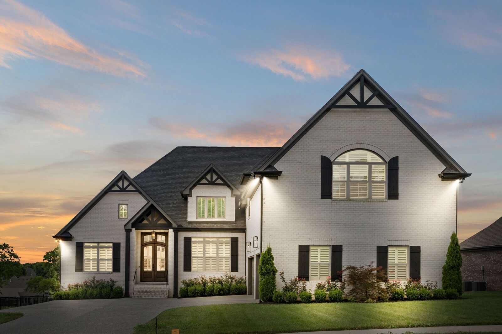 Property Photo:  105 Mulberry Grove  TN 37066 