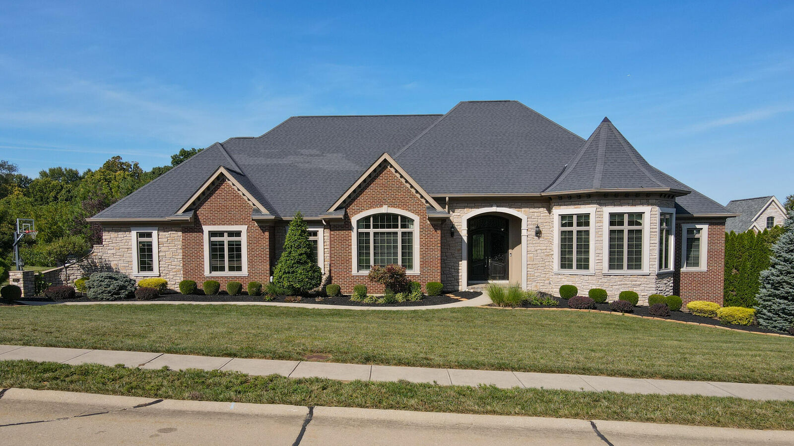 Property Photo:  925 Rosewood Drive  KY 41017