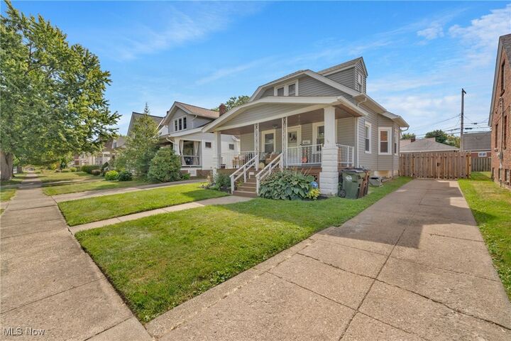 Property Photo: 6903 Forest Avenue OH 44129