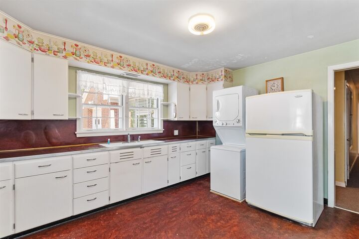 Property Photo:  58 Main Street  VT 05452 