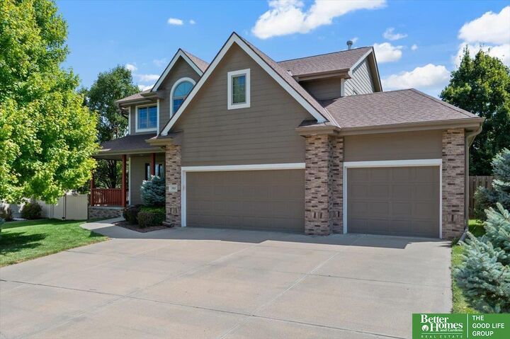 Property Photo:  3921 S 192nd Avenue  NE 68130 
