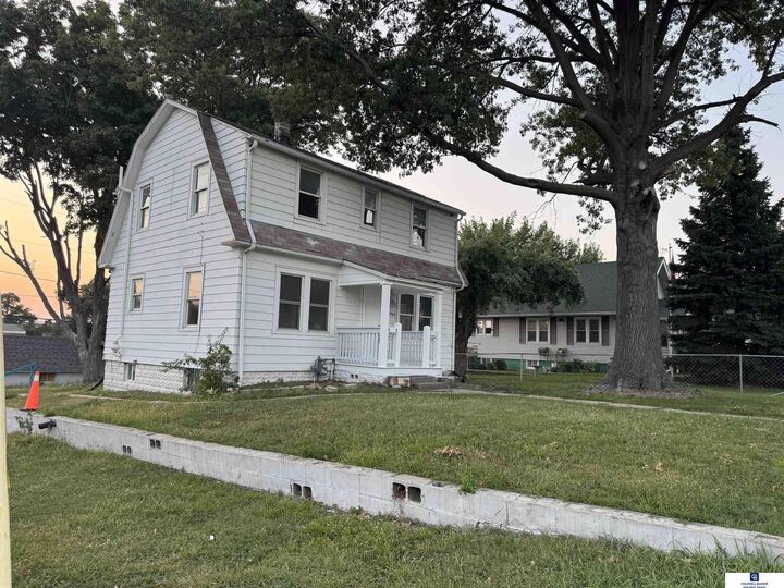 Property Photo:  4964 S 36th Street  NE 68107 