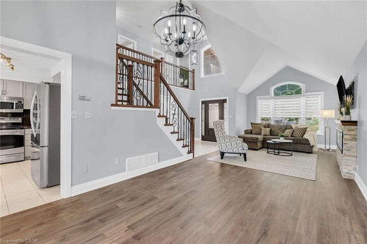 Property Photo:  2208 Greenway Terrace  ON L7M 4K8 