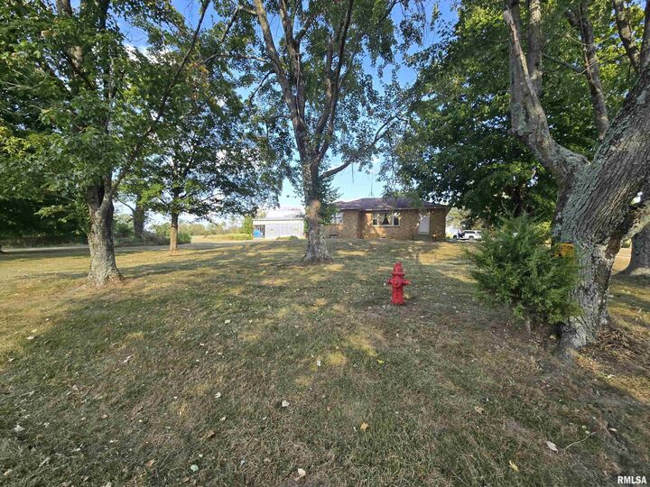 Property Photo: 13840 N Dove Lane IL 62814