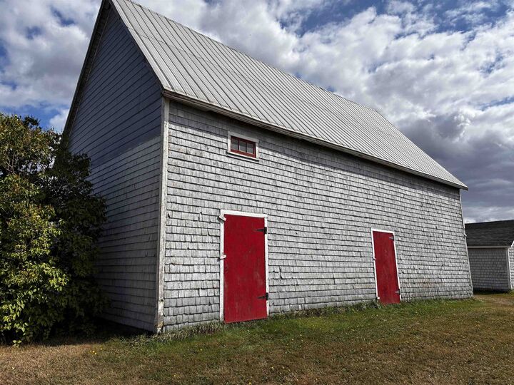 Photo de la propriété:  239 Ling Road  PE C1E 2T2