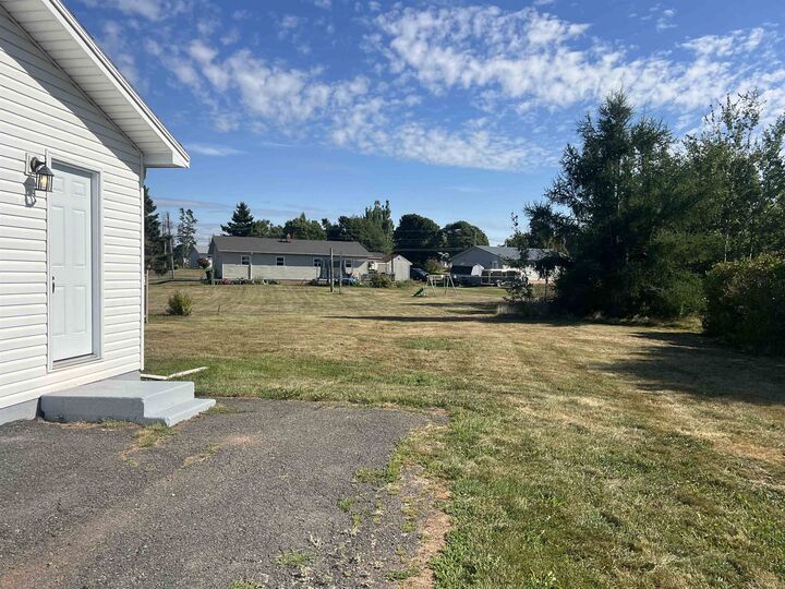 Photo de la propriété:  4 Elizabeth Crescent  PE C1B 1K4 