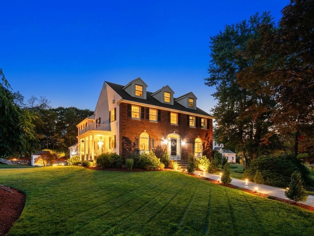 Property Photo:  4 Cunningham Lane  MA 02186 