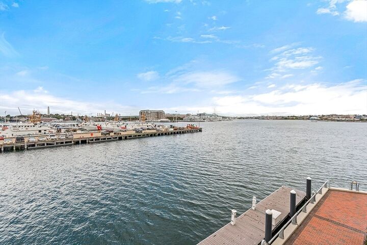 Property Photo:  3 Battery Wharf 3309  MA 02109 