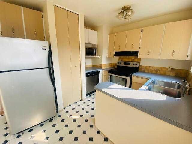 Photo de la propriété:  441 Switzer Drive 20  AB T7V 1Z7 