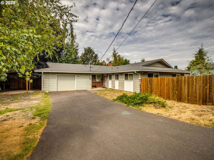 Property Photo:  2701 NW 104th St  WA 98685 