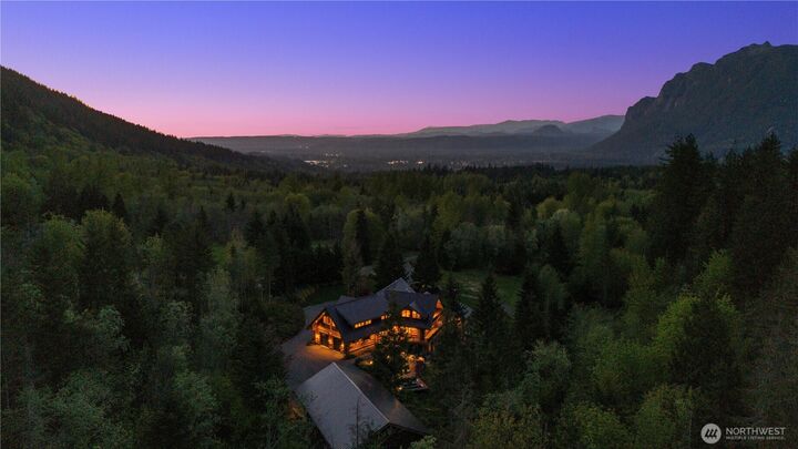 Property Photo:  16323  Reserve Drive SE  WA 98045 
