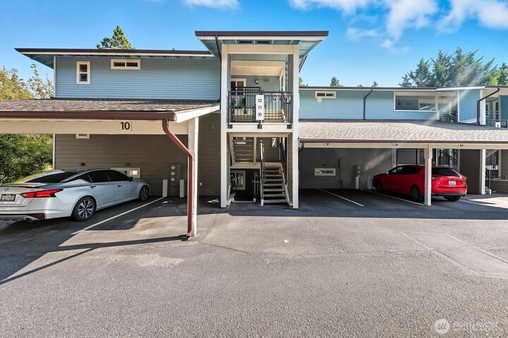 7573  Old Redmond Road 12  Redmond WA 98052 photo