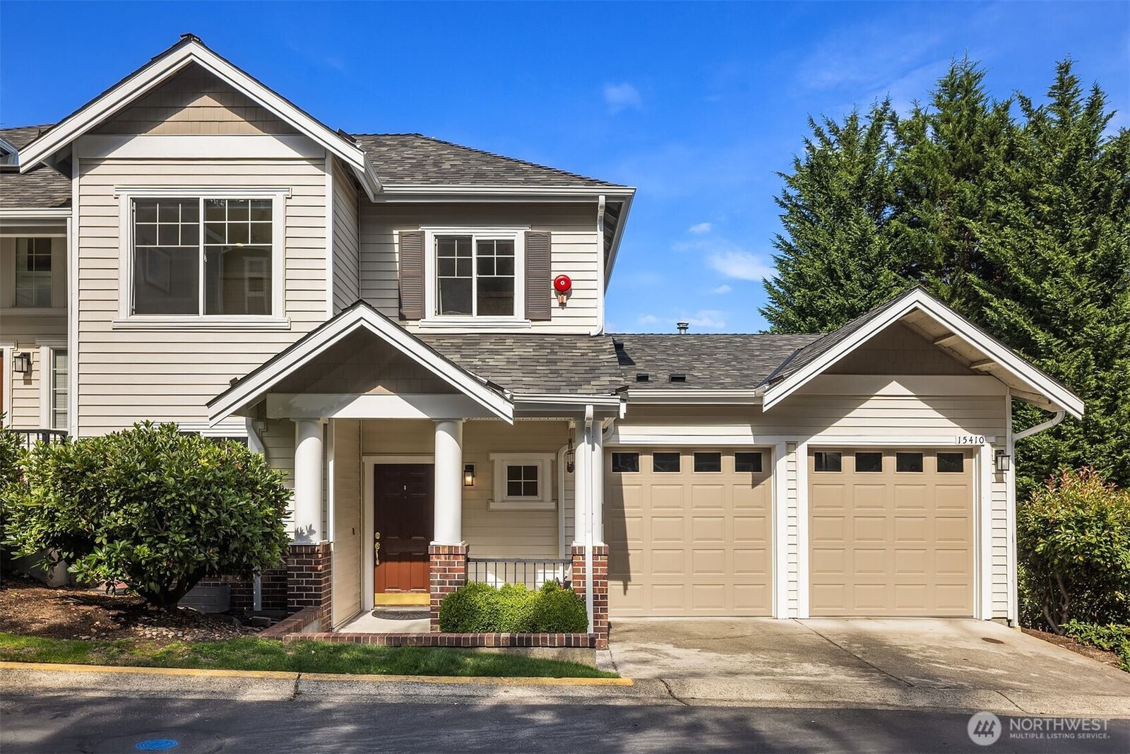 Property Photo:  15410  135th Place NE 32C  WA 98072 