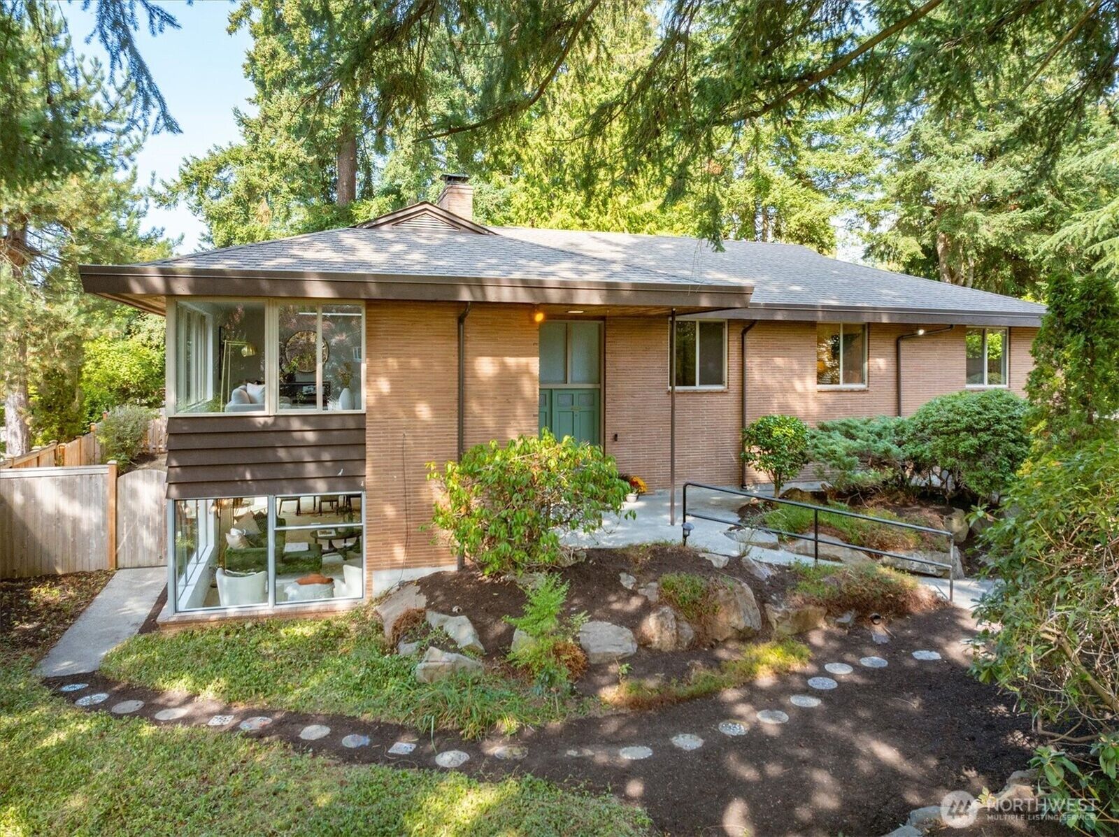 Property Photo:  422 NW 196th Place  WA 98177 