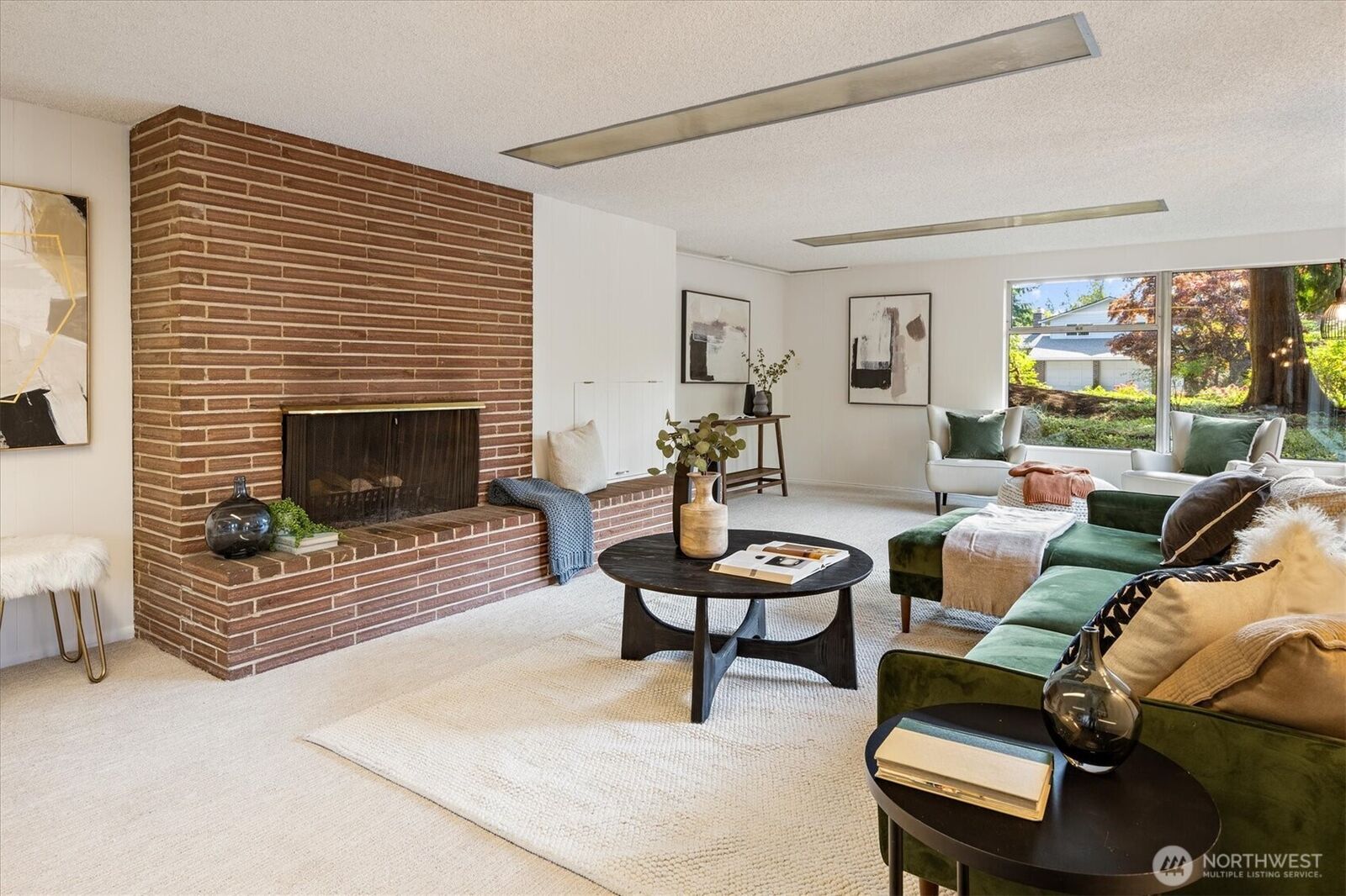 Property Photo:  422 NW 196th Place  WA 98177 