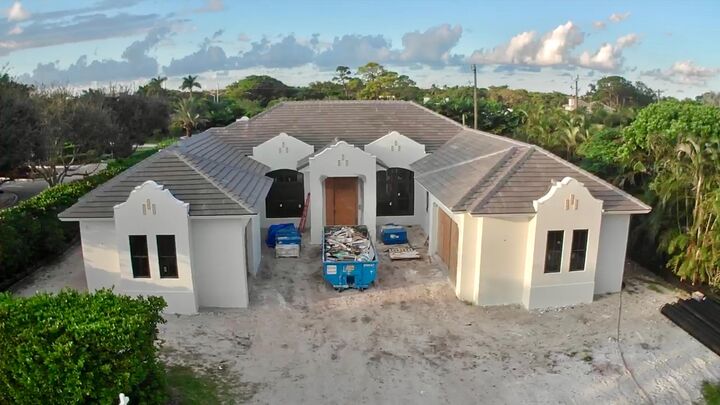 Property Photo: 2775 Avenue Au Soleil FL 33483