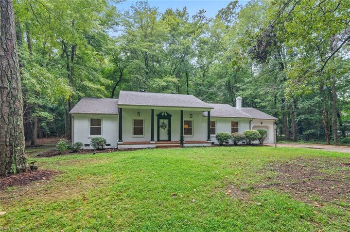 204 Weston Rd  Yorktown VA 23692 photo