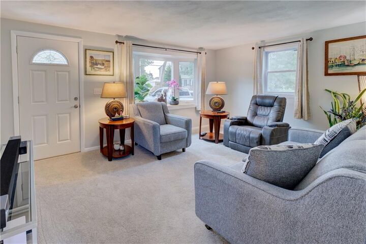 Property Photo:  7 Cosett Road  RI 02886 