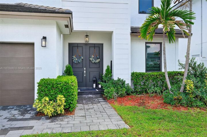 Property Photo: 23235 SW 108th Avenue FL 33032