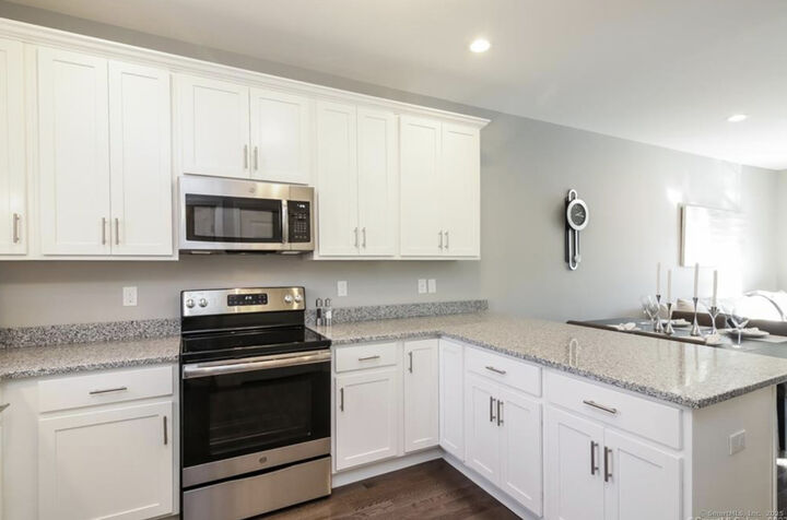 Property Photo: 35 Ringgold Street 102 CT 06119