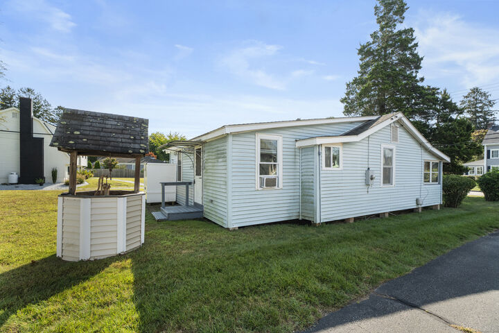 13 College Street  Old Saybrook CT 06475 photo