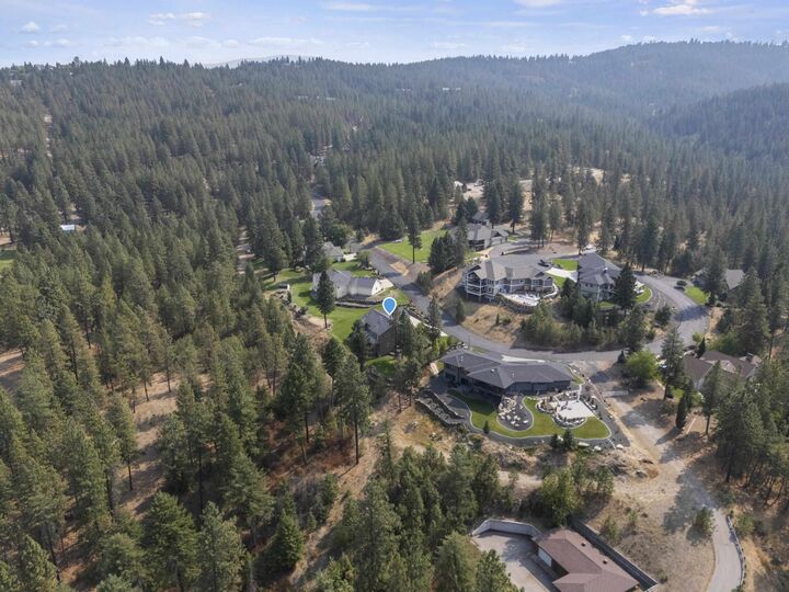 Property Photo: 13807 E Bellessa Ln WA 99206