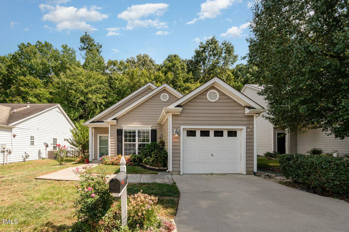 Property Photo: 2227 Gablefield Lane NC 27713