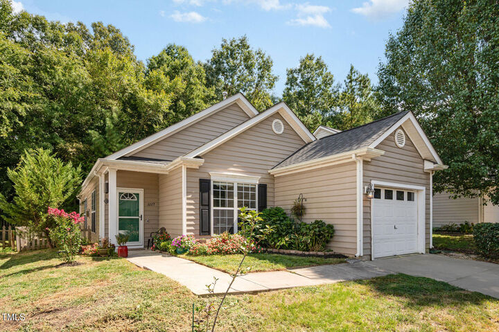 Property Photo:  2227 Gablefield Lane  NC 27713 