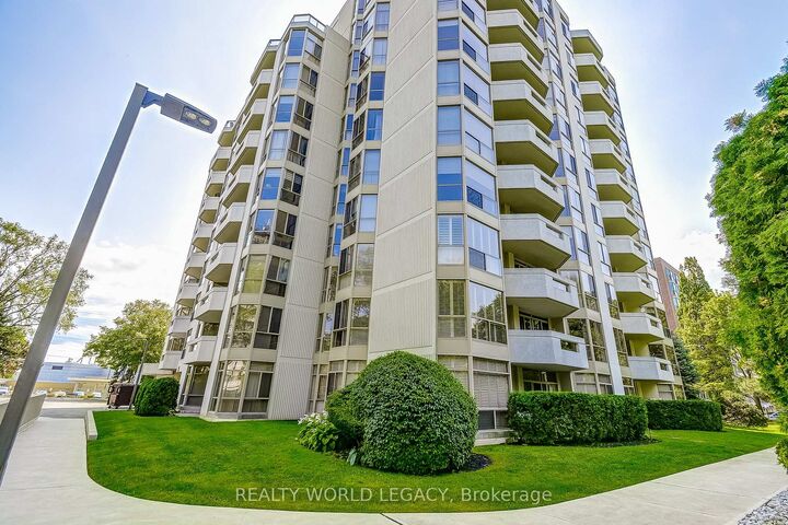 Property Photo:  1237 North Shore Boulevard E 906  ON L7S 2H8 