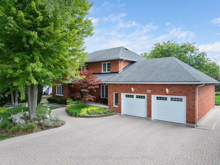 Property Photo:  22 Wendakee Drive  ON L8E 5T3 