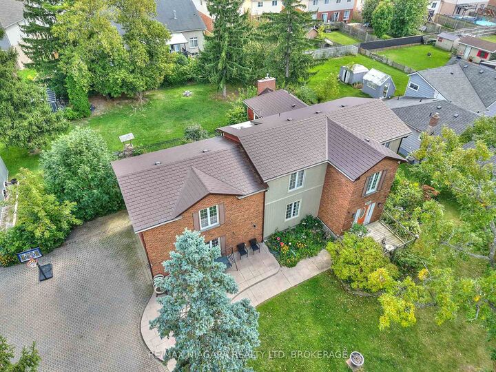 7060 Garner Road  Niagara Falls ON L2E 6S4 photo