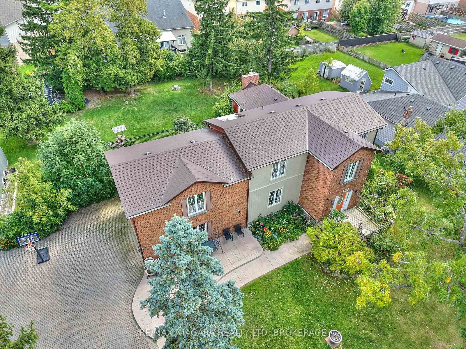 Property Photo:  7060 Garner Road  ON L2E 6S4 