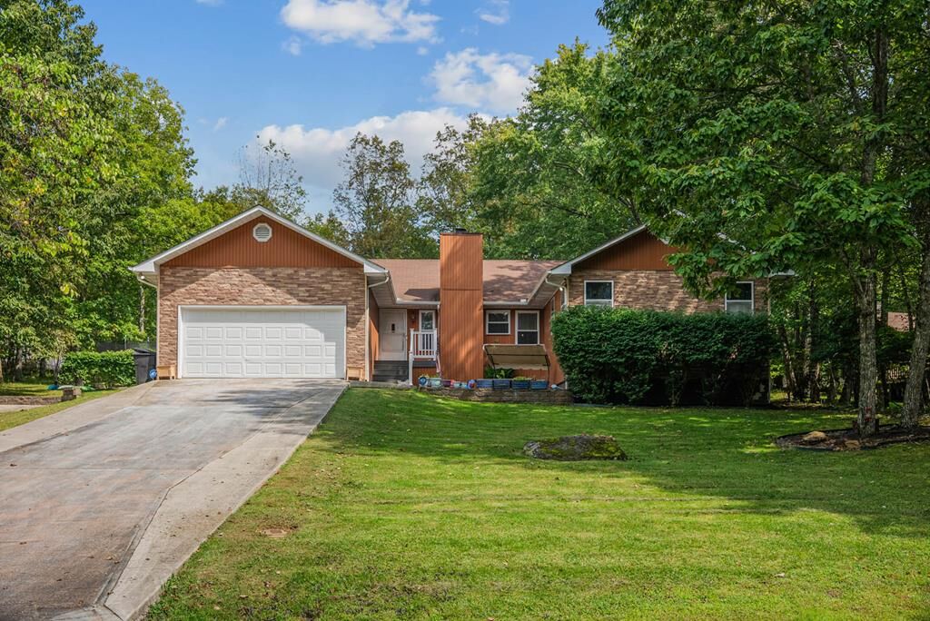 Property Photo: 143 Rolling Green Dr TN 38558