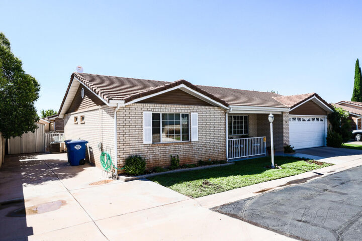 Property Photo:  1040 E 900 S #26  UT 84790 