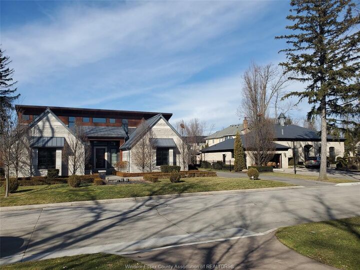 Property Photo:  3404 Victoria Boulevard  ON N9E 3L2 