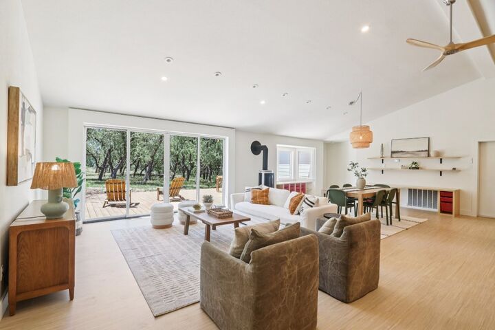 Property Photo:  1111 N Canyonwood Drive  TX 78620 
