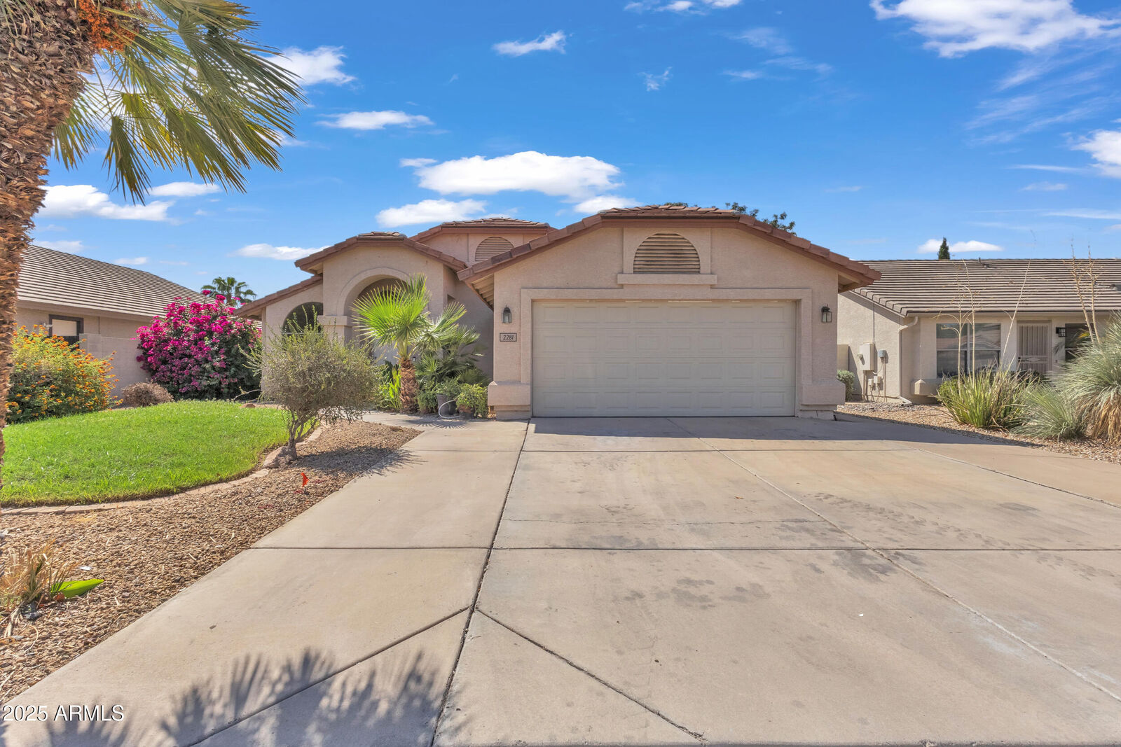 Property Photo:  2281 E Willow Wick Road  AZ 85296 