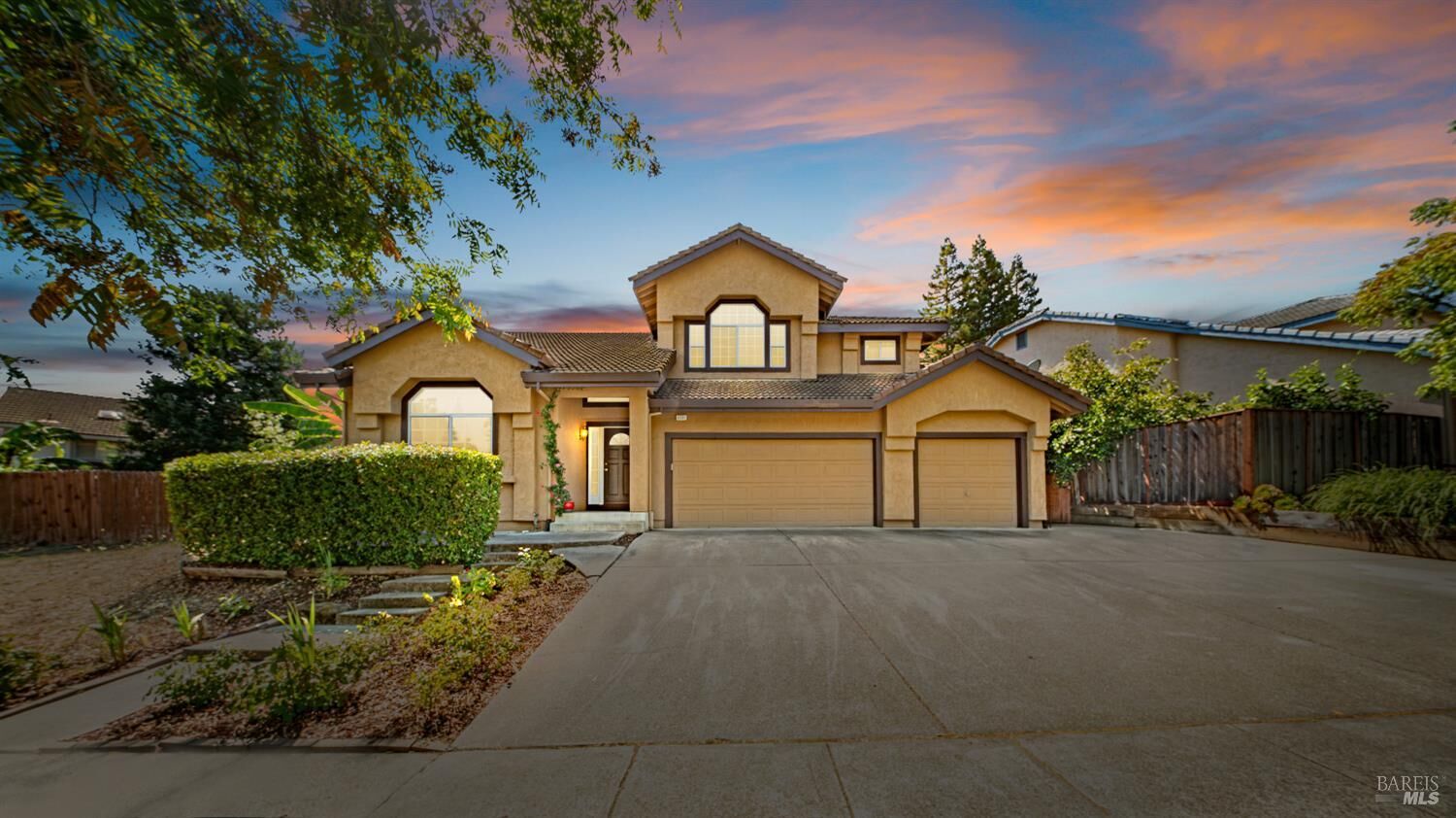 Property Photo: 2231 Silver Fox Circle CA 94534