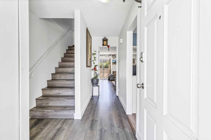 Property Photo: 11901 89A Avenue 106 BC V4C 3G8