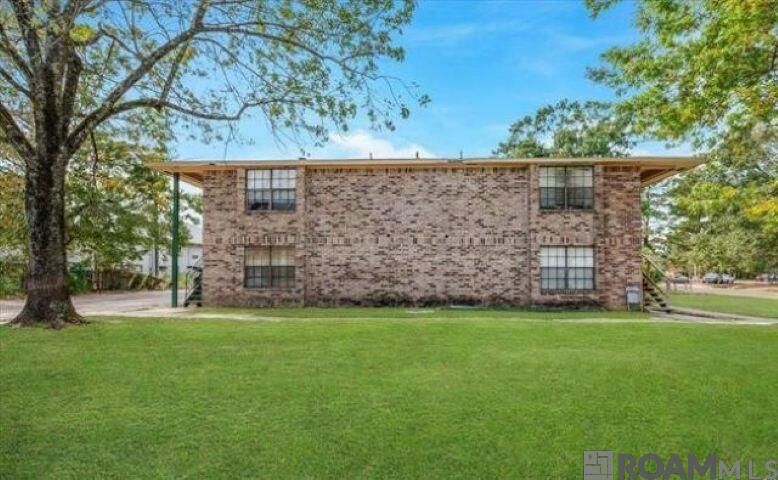 Property Photo:  3482 King Bradford Dr  LA 70816