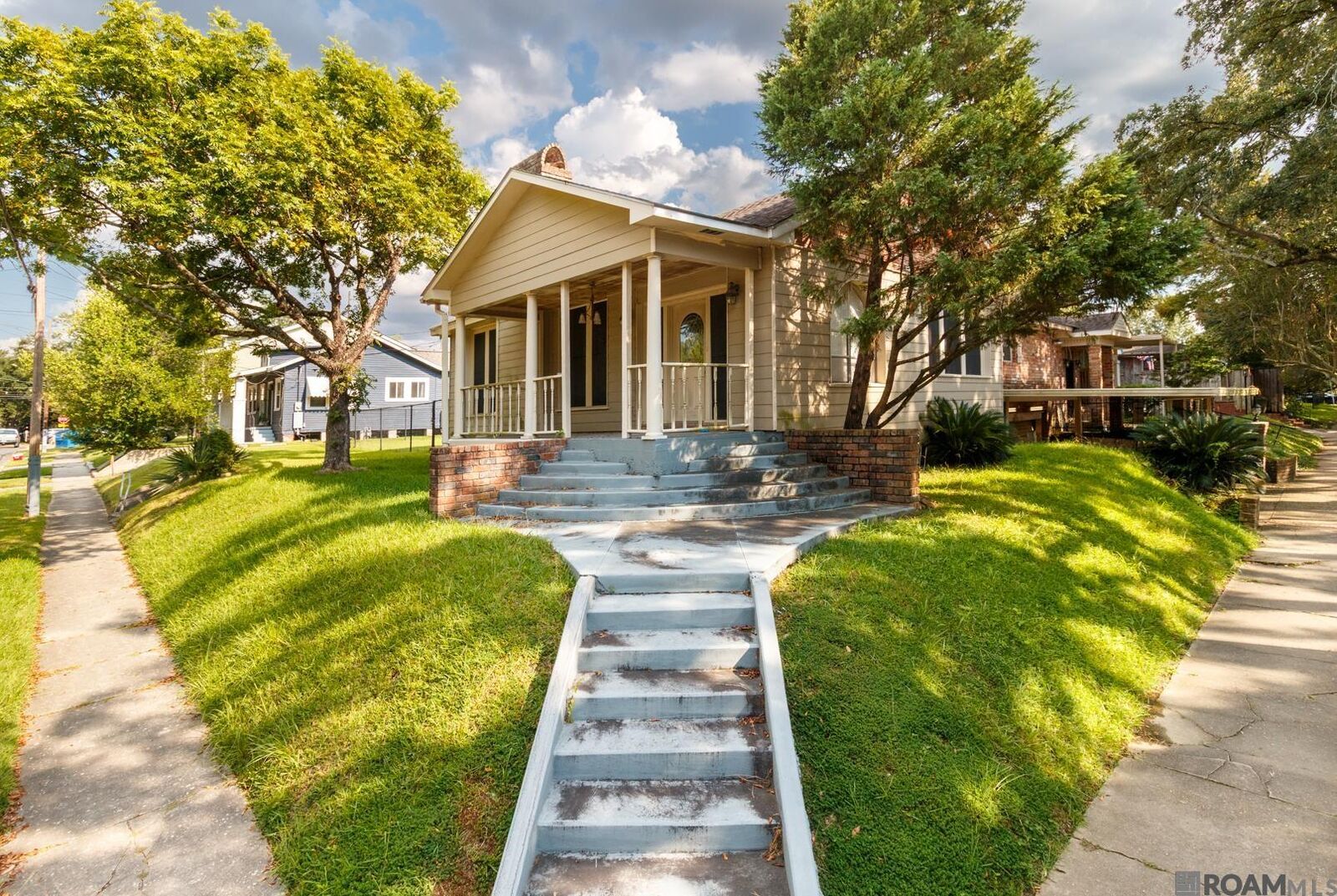 Property Photo:  1201 Park Blvd  LA 70806