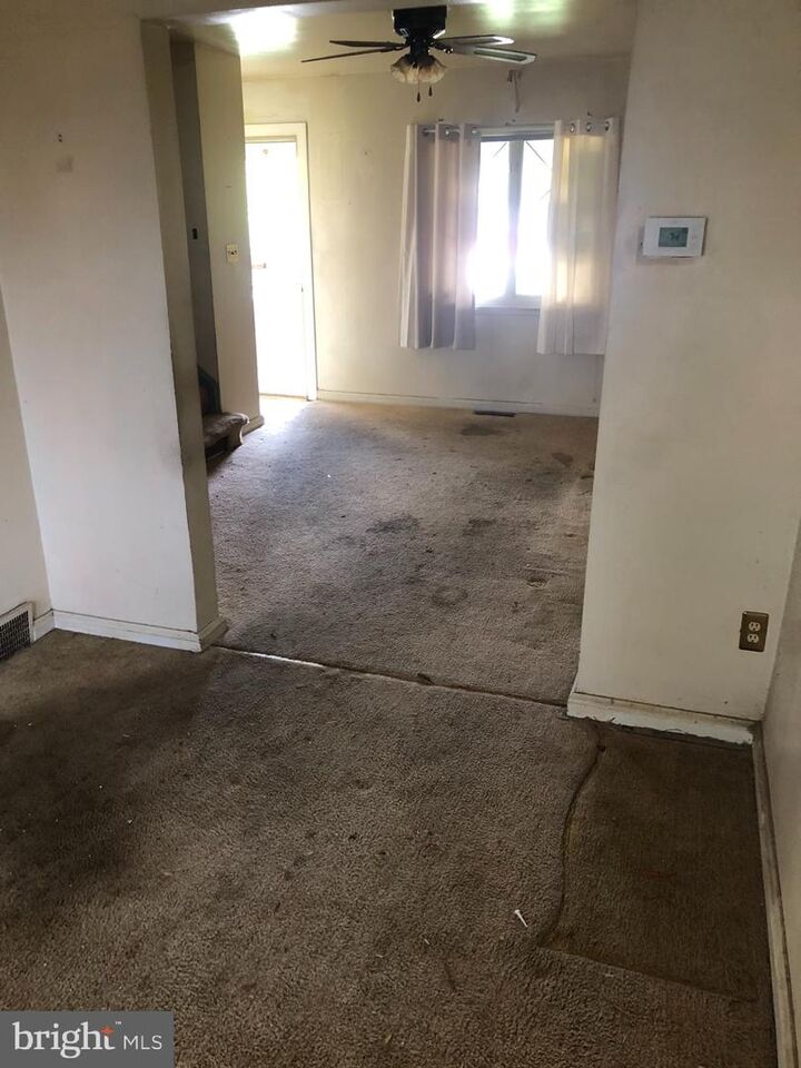 Property Photo:  132 33rd Street NE  DC 20019 